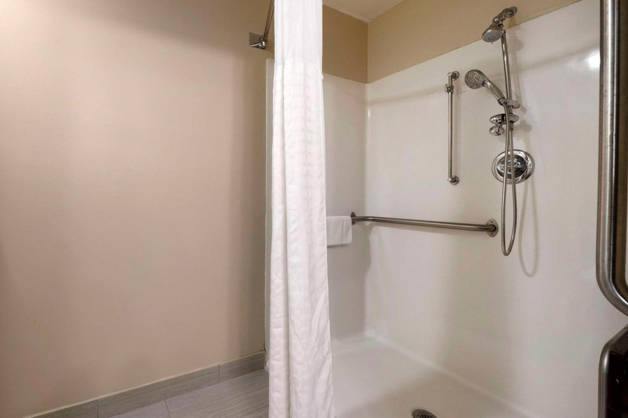 Comfort Inn Romeoville - Bolingbrook Экстерьер фото